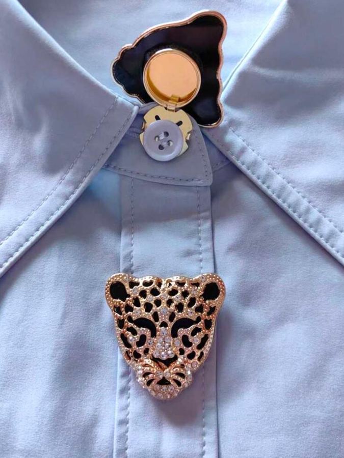 Botón de camisa Tiger